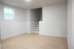 11 Benton St, Providence, RI 02909 - Photo 10
