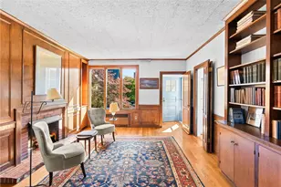 135 Lloyd Ave, Providence, RI 02906 - Photo 16