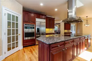 5 Lenihan Ln, East Greenwich, RI 02818 - Photo 10
