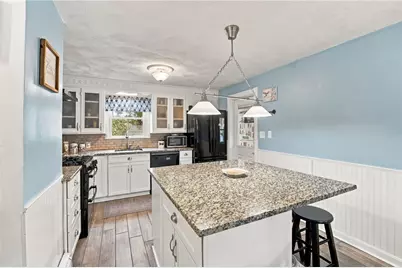 153 Rice Street, Pawtucket, RI 02861 - Photo 14