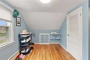 153 Rice St, Pawtucket, RI 02861 - Photo 32