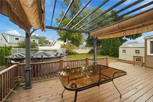 153 Rice St, Pawtucket, RI 02861 - Photo 6