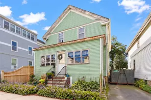 11 Carey St, Newport, RI 02840 - Photo 2