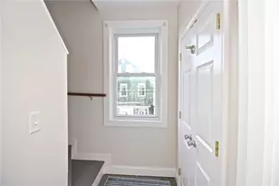668 Thames St, Newport, RI 02840 - Photo 34