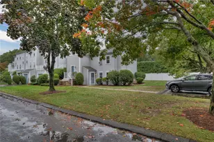 1 Willow Glen Ct, Warwick, RI 02889 - Photo 34