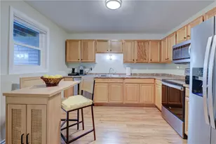 1 Willow Glen Ct, Warwick, RI 02889 - Photo 14