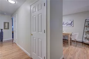 1 Willow Glen Ct, Warwick, RI 02889 - Photo 18