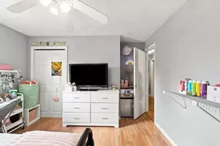 172 Friendship St, North Providence, RI 02904 - Photo 26