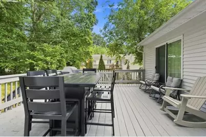 172 Friendship Street, North Providence, RI 02904 - Photo 20