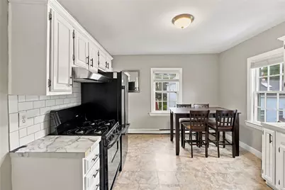 82 Burnside Avenue #2, Newport, RI 02840 - Photo 6