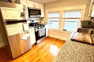 14 Mayflower St, Providence, RI 02906 - Photo 1