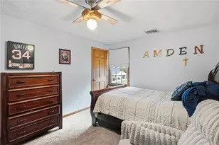 274 Larchwood Dr, Warwick, RI 02886 - Photo 12