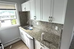 73 Arch St, Pawtucket, RI 02860 - Photo 4