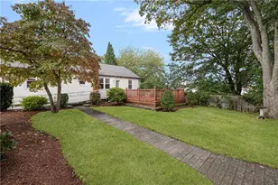 12 Bowen St, Johnston, RI 02919 - Photo 40
