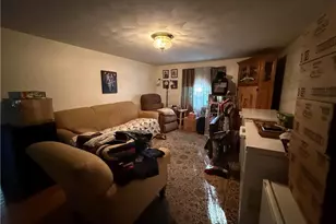 8 Pike St, South Kingstown, RI 02879 - Photo 6
