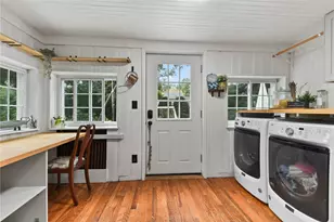 232 Bayview Ave, Warwick, RI 02818 - Photo 14
