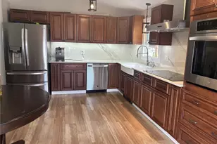 23 Granite St, Johnston, RI 02919 - Photo 4