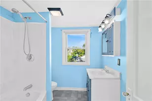 221 Massachusetts Ave, Providence, RI 02905 - Photo 18