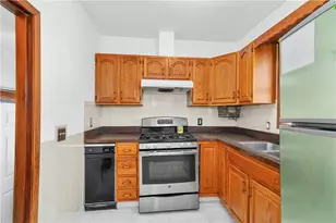 221 Massachusetts Ave, Providence, RI 02905 - Photo 14