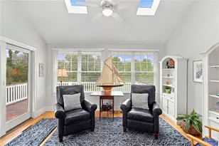 17 Pocasset Ln, Portsmouth, RI 02871 - Photo 6