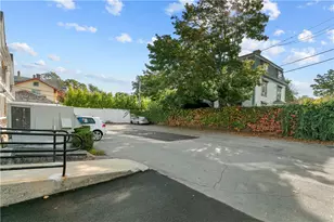 11 Catherine St, Newport, RI 02840 - Photo 20