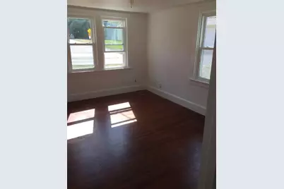 211 Wolcott Avenue #1, Middletown, RI 02842 - Photo 8