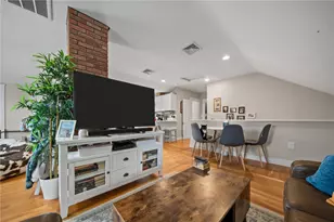 30 Gould St, Newport, RI 02840 - Photo 14