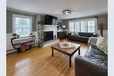 151 Metacomet Avenue, East Providence, RI 02916 - Photo 4