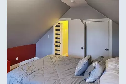 151 Metacomet Avenue, East Providence, RI 02916 - Photo 20