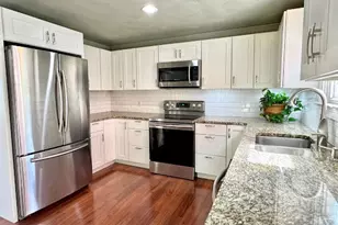 344 Strawberry Field Rd, Warwick, RI 02886 - Photo 10