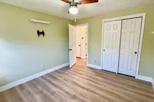 344 Strawberry Field Rd, Warwick, RI 02886 - Photo 16