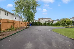 487 Grand Ave, Pawtucket, RI 02861 - Photo 6