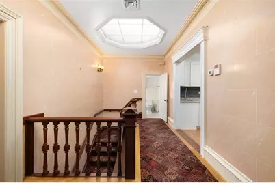466 Broadway #5, Providence, RI 02909 - Photo 2