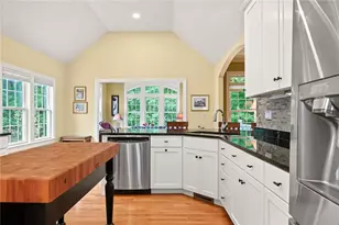 95 Frybrook Dr, East Greenwich, RI 02818 - Photo 14