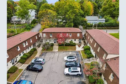 1588 Main Street #18, West Warwick, RI 02893 - Photo 4
