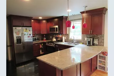83 Locust Avenue, North Providence, RI 02911 - Photo 4