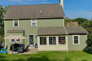 109 Gaskill St, Woonsocket, RI 02895 - Photo 6