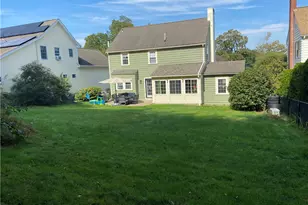 109 Gaskill St, Woonsocket, RI 02895 - Photo 8