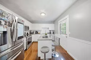 42 Riverview Ave, Pawtucket, RI 02860 - Photo 6