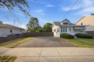 42 Riverview Ave, Pawtucket, RI 02860 - Photo 22