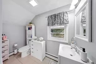 42 Riverview Ave, Pawtucket, RI 02860 - Photo 10