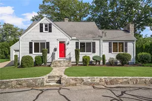 15 Kinne St, West Warwick, RI 02893 - Photo 4