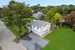 34 Mt View Ave, North Kingstown, RI 02852 - Photo 38