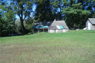 65 Laurel St, Hopkinton, RI 02804 - Photo 6
