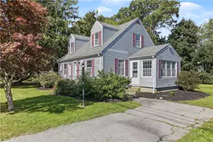6 Carr Ln, Bristol, RI 02809 - Photo 2