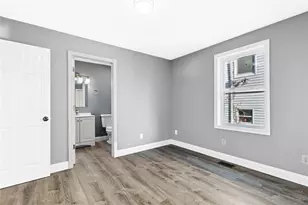 139 Benedict St, Providence, RI 02909 - Photo 20