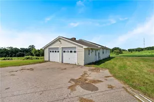 118 Wintechog Hill Rd, No Stonington, CT 06359 - Photo 32