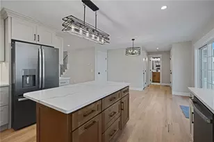 69 Locust St, East Providence, RI 02915 - Photo 18