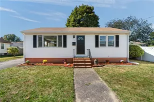 437 Harrington Ave, Warwick, RI 02888 - Photo 2
