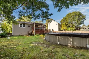 60 Page St, Warwick, RI 02889 - Photo 36